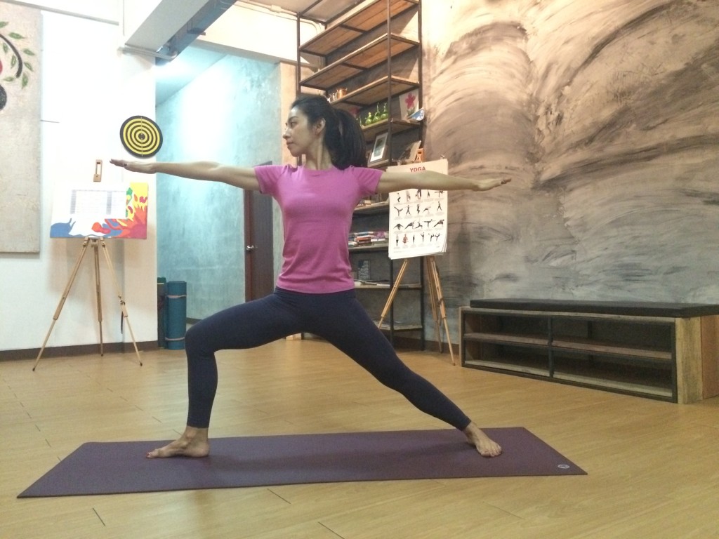 mae yoga3